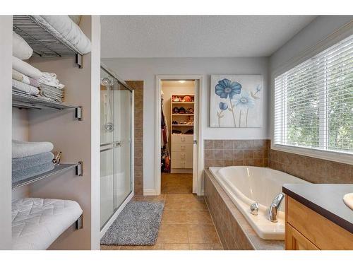 113 Cranleigh Bay Se, Calgary, AB - Indoor Photo Showing Bathroom