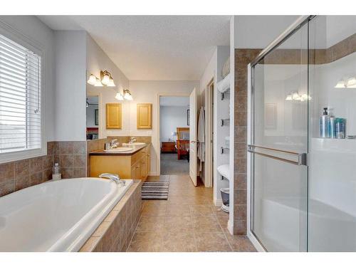 113 Cranleigh Bay Se, Calgary, AB - Indoor Photo Showing Bathroom