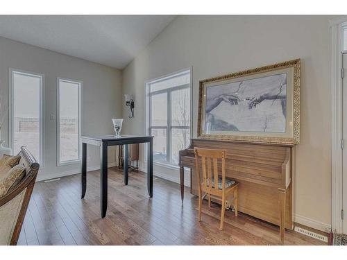 384 Prestwick Terrace Se, Calgary, AB - Indoor