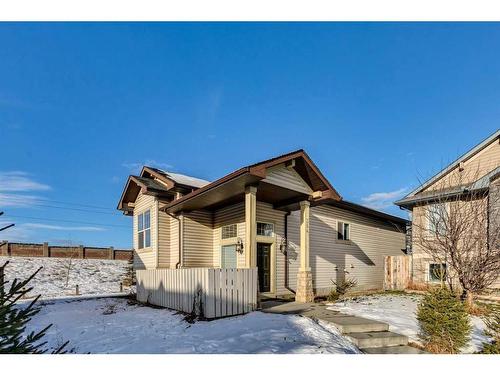 384 Prestwick Terrace Se, Calgary, AB - Outdoor