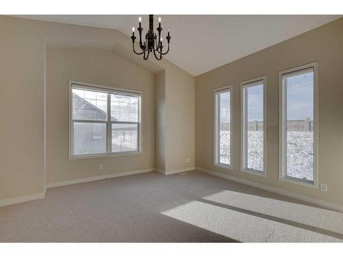 384 Prestwick Terrace Se, Calgary, AB - Indoor Photo Showing Other Room