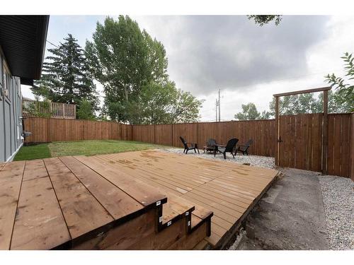 5716 Dalmead Crescent Nw, Calgary, AB - Outdoor