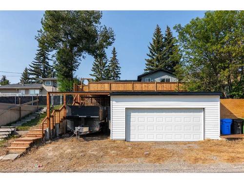 5716 Dalmead Crescent Nw, Calgary, AB - Outdoor