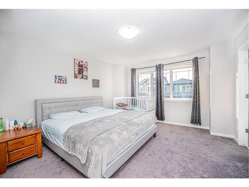 166 Cityside Grove Ne, Calgary, AB - Indoor Photo Showing Bedroom