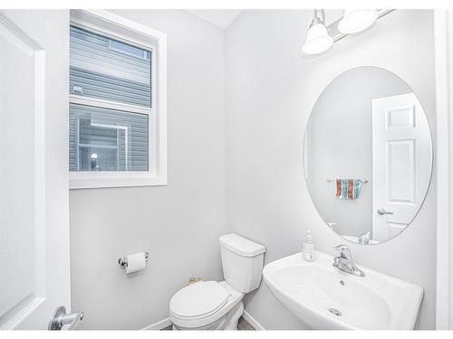 166 Cityside Grove Ne, Calgary, AB - Indoor Photo Showing Bathroom