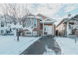 176 Martinvalley Crescent NE Calgary, AB T3J 4L6