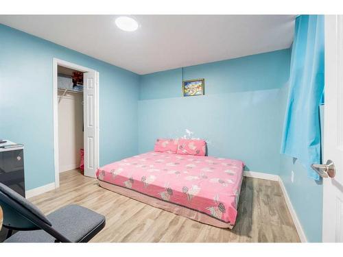 176 Martinvalley Crescent Ne, Calgary, AB - Indoor Photo Showing Bedroom