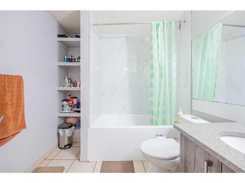 176 Martinvalley Crescent Ne, Calgary, AB - Indoor Photo Showing Bathroom