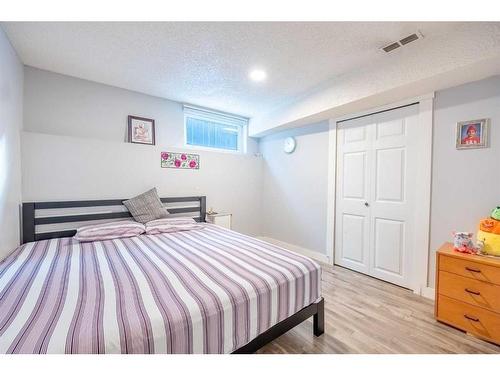 176 Martinvalley Crescent Ne, Calgary, AB - Indoor Photo Showing Bedroom