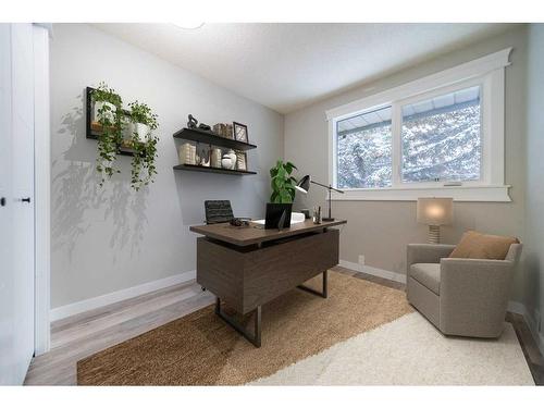 503-4935 Dalton Drive Nw, Calgary, AB - Indoor Photo Showing Office