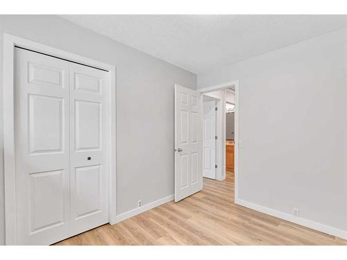 263 Penbrooke Way Se, Calgary, AB - Indoor Photo Showing Other Room