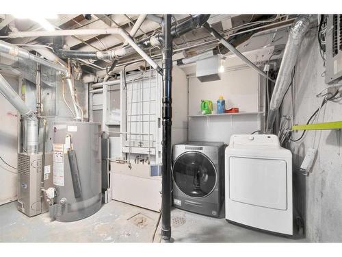 263 Penbrooke Way Se, Calgary, AB - Indoor Photo Showing Laundry Room