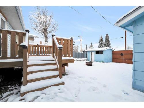 263 Penbrooke Way Se, Calgary, AB - Outdoor With Exterior