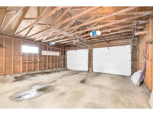 263 Penbrooke Way Se, Calgary, AB - Indoor Photo Showing Garage