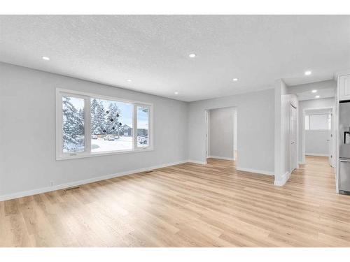 263 Penbrooke Way Se, Calgary, AB - Indoor