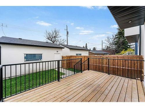 1410 43 Street Sw, Calgary, AB - Outdoor With Exterior