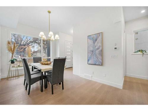 1410 43 Street Sw, Calgary, AB - Indoor Photo Showing Dining Room