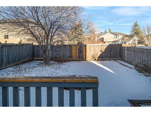 13 Citadel Gardens Nw, Calgary, AB - Outdoor