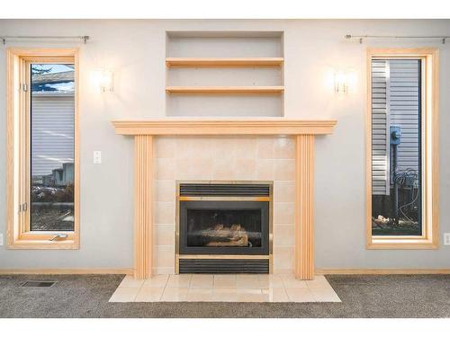 13 Citadel Gardens Nw, Calgary, AB - Indoor Photo Showing Living Room With Fireplace