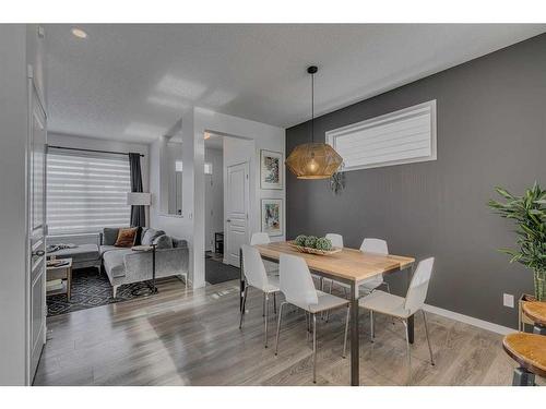 8141 Masters Boulevard Se, Calgary, AB - Indoor Photo Showing Dining Room