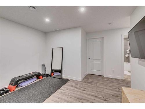 8141 Masters Boulevard Se, Calgary, AB - Indoor Photo Showing Other Room