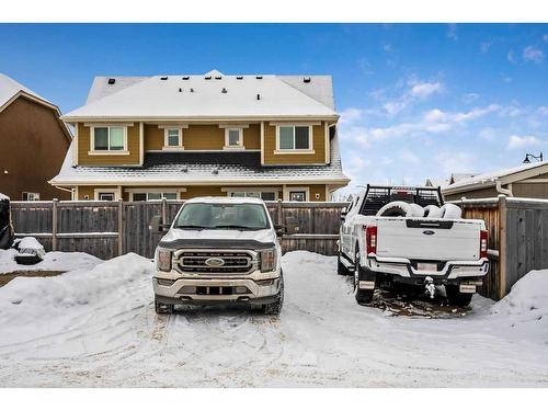 587 Mahogany Boulevard Se, Calgary, AB - Outdoor