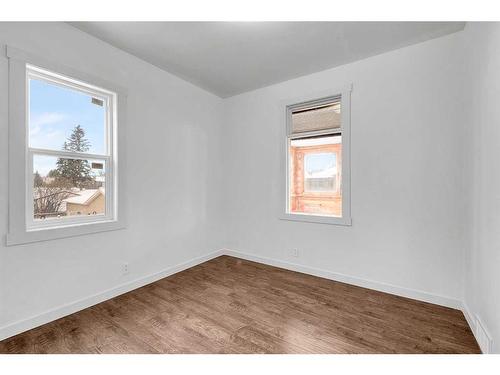 1710 6 Avenue Nw, Calgary, AB - Indoor Photo Showing Other Room