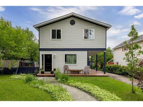 2213 27 Street Se, Calgary, AB - Outdoor