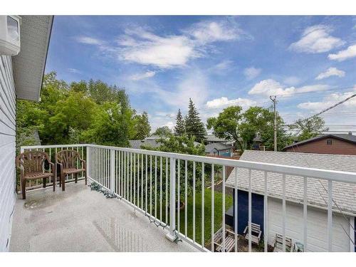 2213 27 Street Se, Calgary, AB - Outdoor With Balcony With Exterior