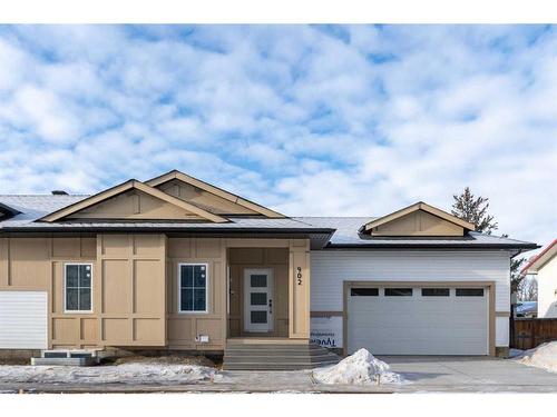 902 Macleod Trail Sw, High River, AB - Outdoor With Facade