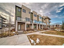 201-218 Sherwood Square NW Calgary, AB T3R 0Y2