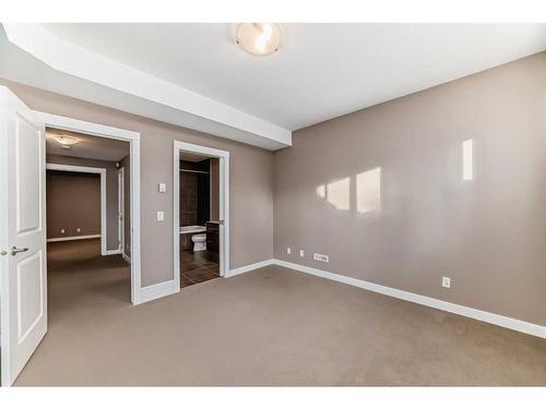 1819 18 Street Sw, Calgary, AB - Indoor Photo Showing Other Room