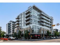 606-1087 2 Avenue NW Calgary, AB T2N 5B2