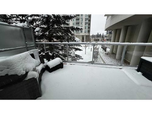 102-99 Spruce Place Sw, Calgary, AB - Outdoor