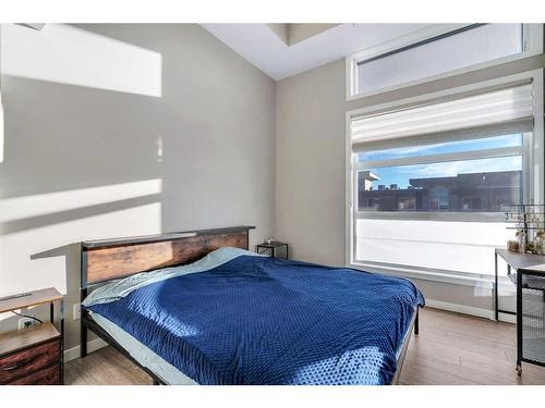 611-122 Mahogany Centre Se, Calgary, AB - Indoor Photo Showing Bedroom