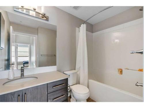 611-122 Mahogany Centre Se, Calgary, AB - Indoor Photo Showing Bathroom