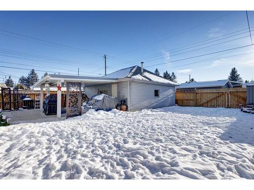 1352 Lake Sylvan Drive Se, Calgary, AB - Outdoor