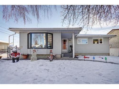 1352 Lake Sylvan Drive Se, Calgary, AB - Outdoor