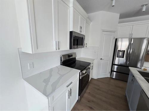 20 Cranridge Crescent Se, Calgary, AB - Indoor Photo Showing Kitchen With Stainless Steel Kitchen With Upgraded Kitchen