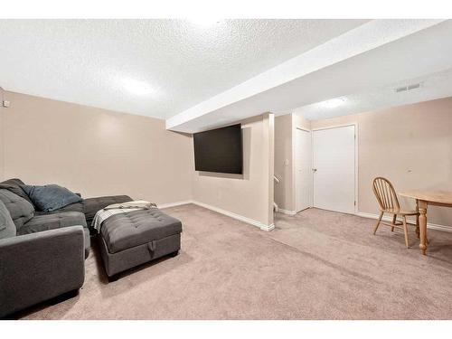 787 Kingsmere Crescent Sw, Calgary, AB - Indoor Photo Showing Basement