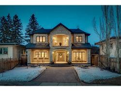 1840 Westmount Boulevard NW Calgary, AB T2N 3G8