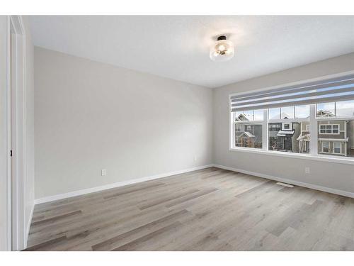 362 Masters Road Se, Calgary, AB - Indoor Photo Showing Other Room