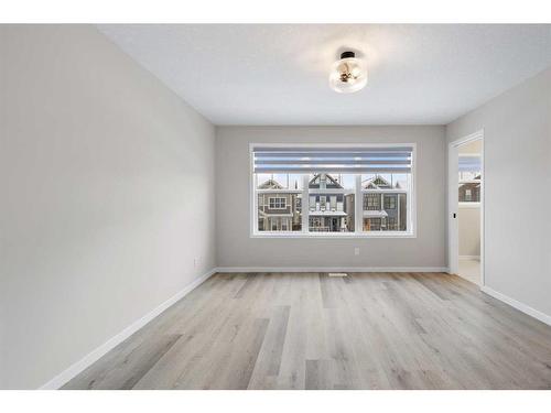 362 Masters Road Se, Calgary, AB - Indoor Photo Showing Living Room