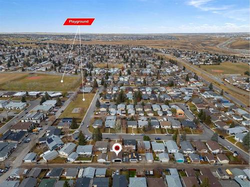 417 Huntley Way Ne, Calgary, AB - Outdoor With View