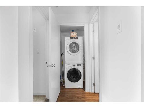 2312-181 Skyview Ranch Manor Ne, Calgary, AB - Indoor Photo Showing Laundry Room