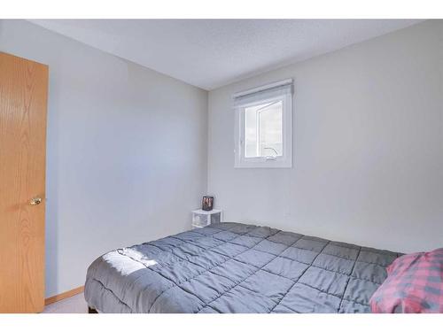 52 Martindale Close Ne, Calgary, AB - Indoor Photo Showing Bedroom