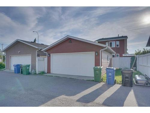 52 Martindale Close Ne, Calgary, AB - Outdoor