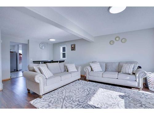 52 Martindale Close Ne, Calgary, AB - Indoor Photo Showing Living Room