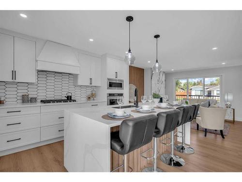 199 Westview Drive Sw, Calgary, AB - Indoor Photo Showing Kitchen With Upgraded Kitchen