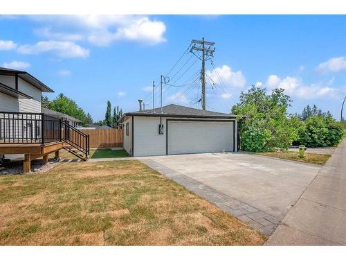 199 Westview Drive Sw, Calgary, AB - Outdoor With Deck Patio Veranda With Exterior